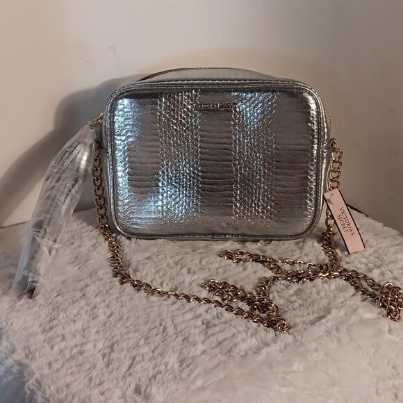 Victoria's Secret Metallic Silver Croc Embossed Crossbody Purse - Picture 8 of 8